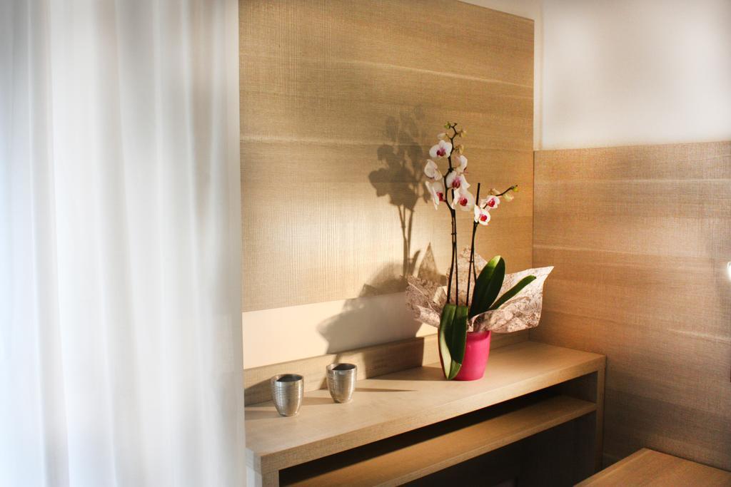 Hotel Daniela Римини Экстерьер фото
